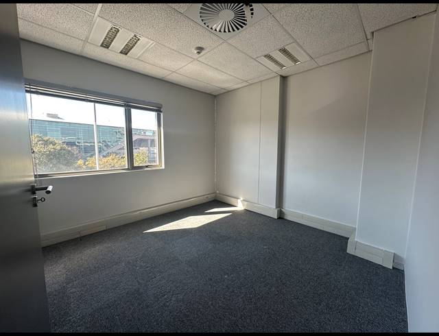 680M² OFFICE TO LET IN CENTURION CENTRAL